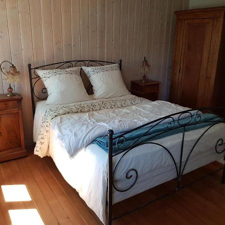 Bed and Breakfast Le Jardin Des Gouttes Rougegoutte Exterior foto